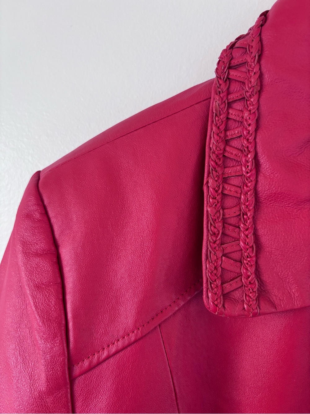 Vintage Ruby Red Leather Woven Statement Jacket by Guillaume (Size Medium) - Picture 5 of 10